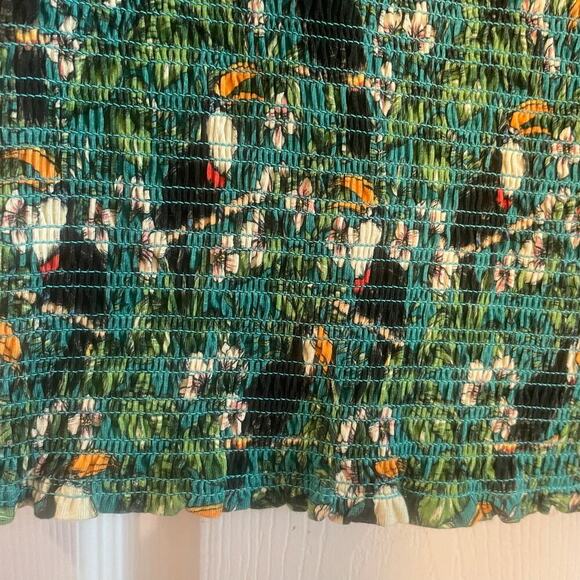 Dolan x Anthropologie Green Left Coast Smocked Puff Sleeved Top Tropical Bird XL - Picture 10 of 13